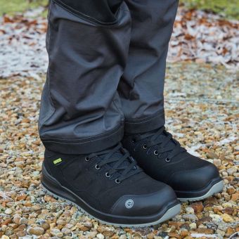 Apache Black S3S Recycled Suede Safety Trainers – FO, SR, ESD